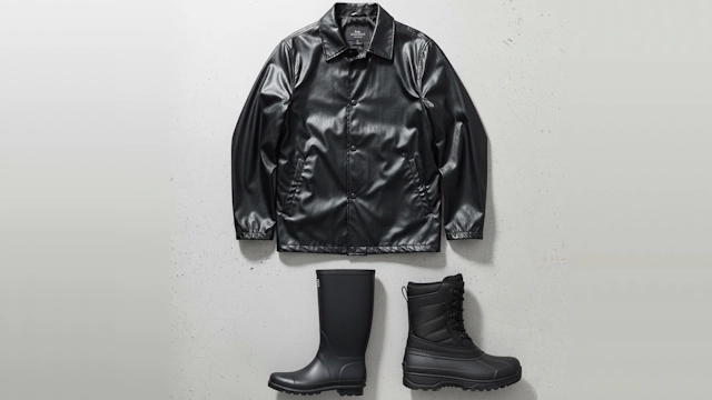 お葬式で天候によって着用してもよいレインコートやレインブーツ・スノーブーツ