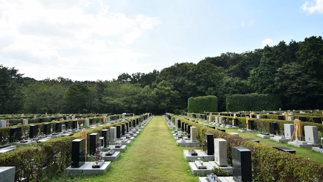 公営墓地_都立小平霊園は東京都の中心部にある緑の多い広大な公園型墓地